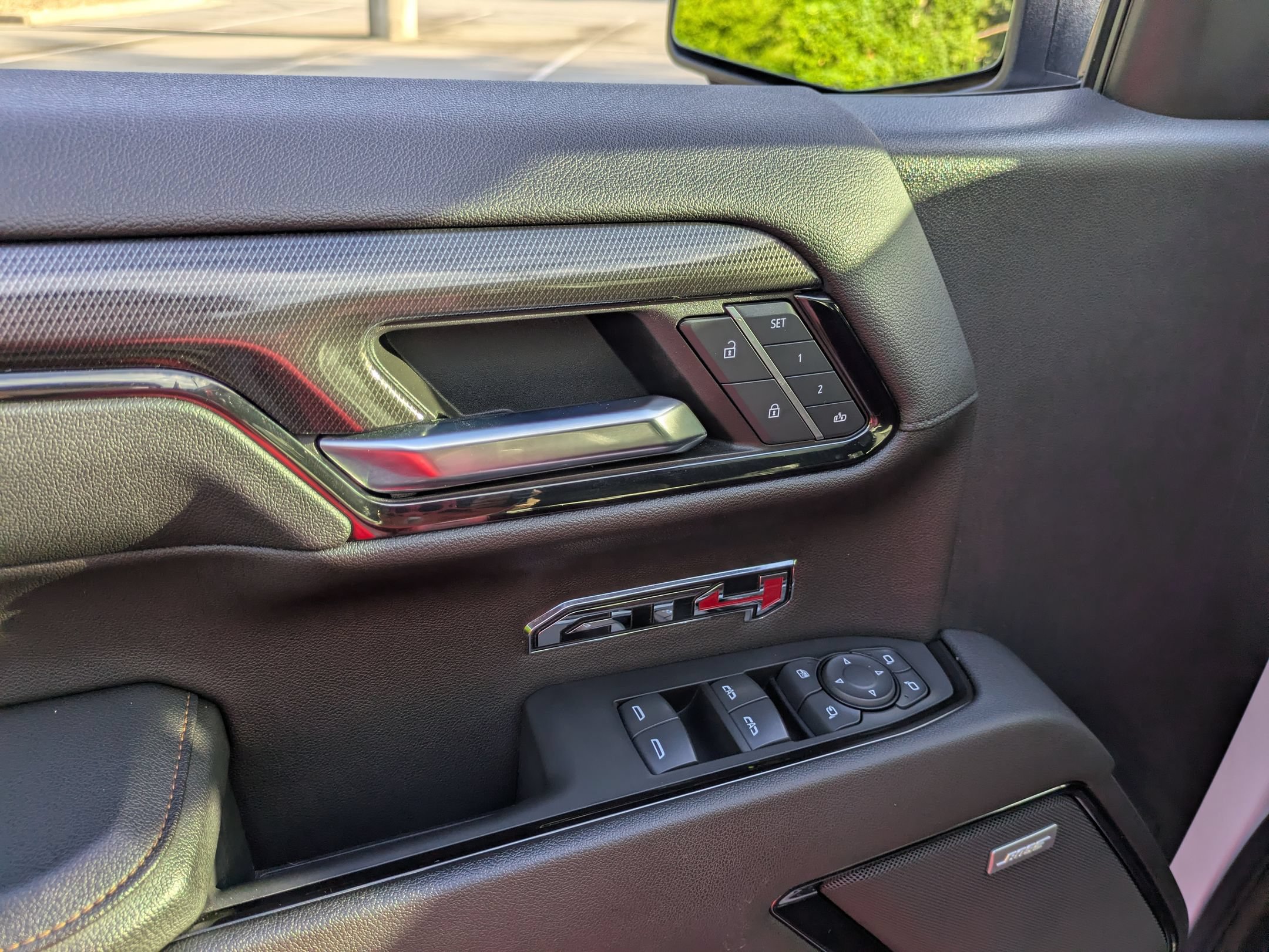 Used 2023 GMC Sierra 1500 AT4 w/ AT4 Preferred Package AWD/4WD image 16