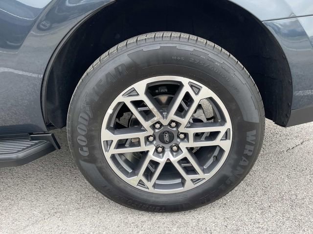 Certified 2025 Ford Expedition Active image 11