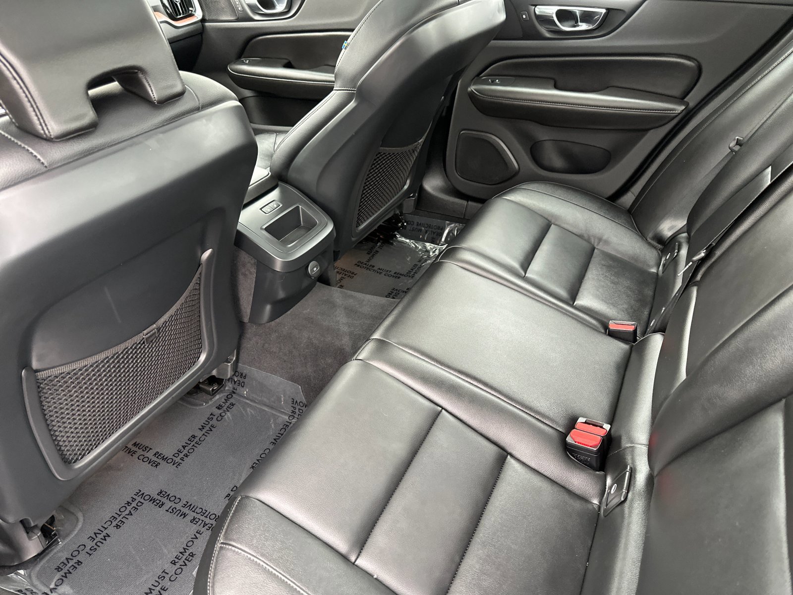 Used 2021 Volvo S60 T5 Momentum w/ Advanced Package image 12