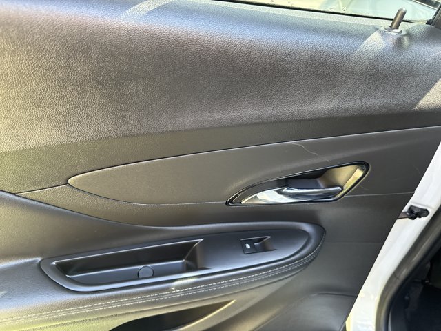 Used 2020 Buick Encore Preferred FWD image 17