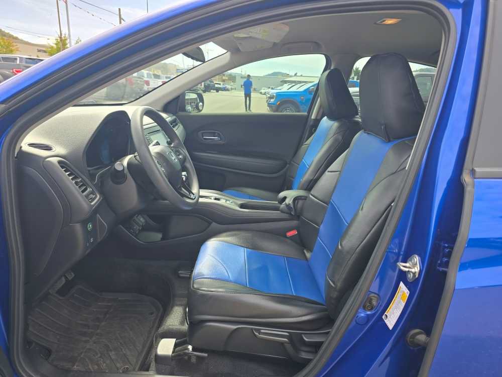 Used 2018 Honda HR-V LX image 9