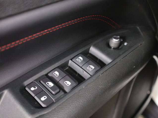 Used 2022 Jeep Compass Trailhawk AWD/4WD image 30