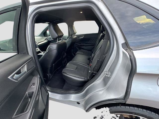 Certified 2022 Ford Edge ST image 19