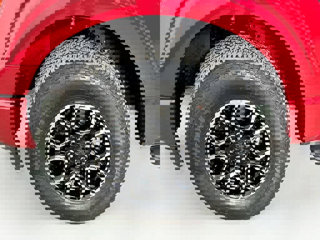 Certified 2022 Ford F150 XLT w/ Equipment Group 302A High image 11