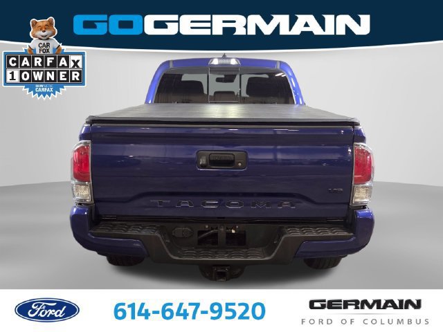Used 2022 Toyota Tacoma TRD Sport w/ Black Out Package (TMS) AWD/4WD image 10
