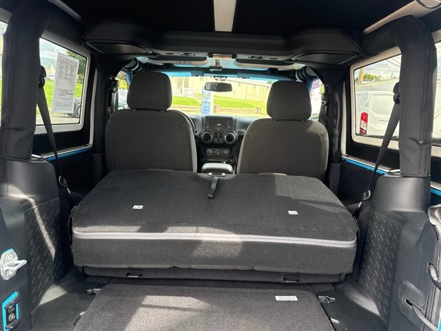 Used 2017 Jeep Wrangler Sport w/ Quick Order Package 24S AWD/4WD image 35