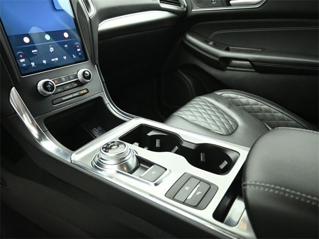 Certified 2024 Ford Edge Titanium image 30