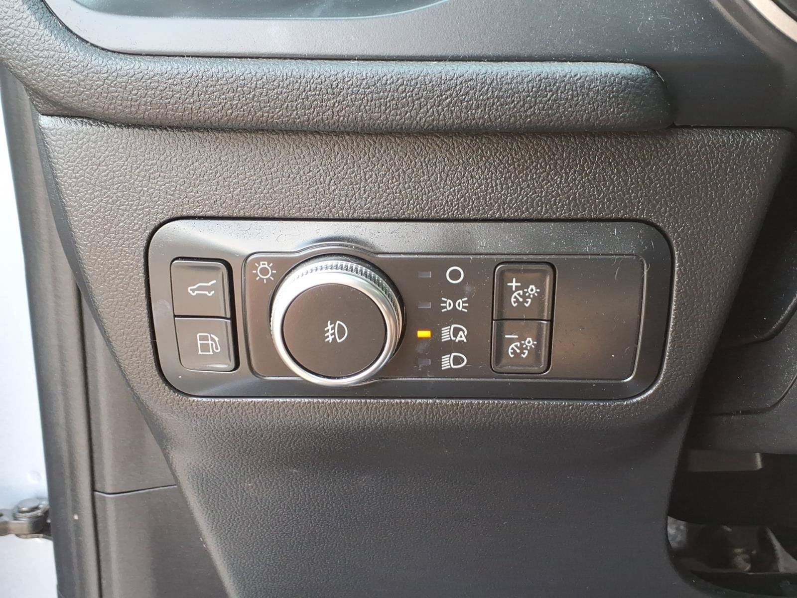 Certified 2022 Ford Escape SEL FWD image 21