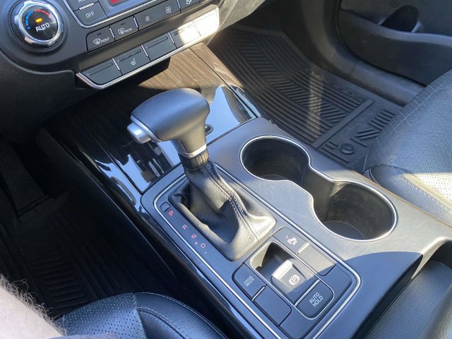 Used 2020 Kia Sorento EX FWD image 18