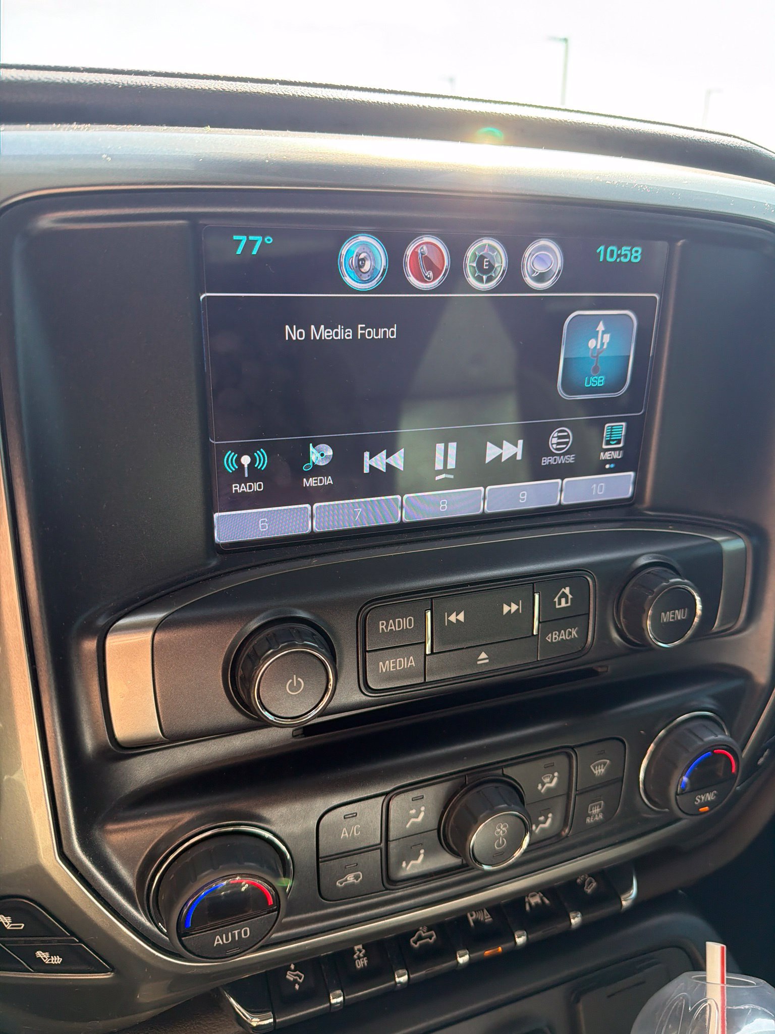 Used 2018 Chevrolet Silverado 1500 LTZ Z71 w/ LTZ Plus Package AWD/4WD image 7