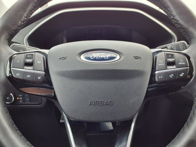 Certified 2022 Ford Escape SEL AWD/4WD image 15