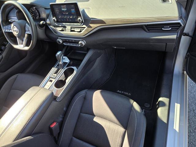 Used 2023 Nissan Altima 2.5 SV AWD/4WD image 19