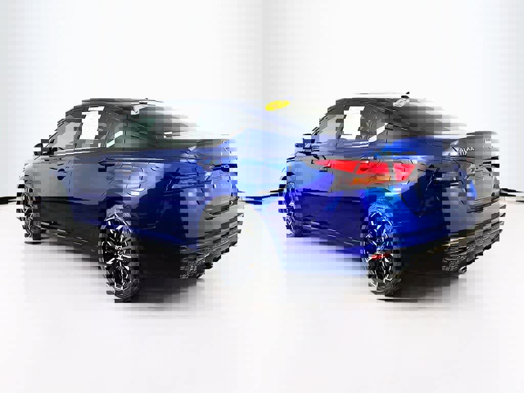 Used 2024 Nissan Altima 2.5 SR image 4