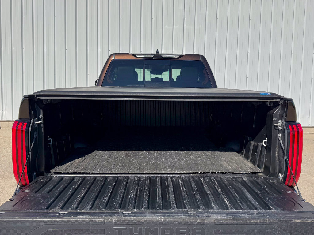 Used 2023 Toyota Tundra Limited AWD/4WD image 16
