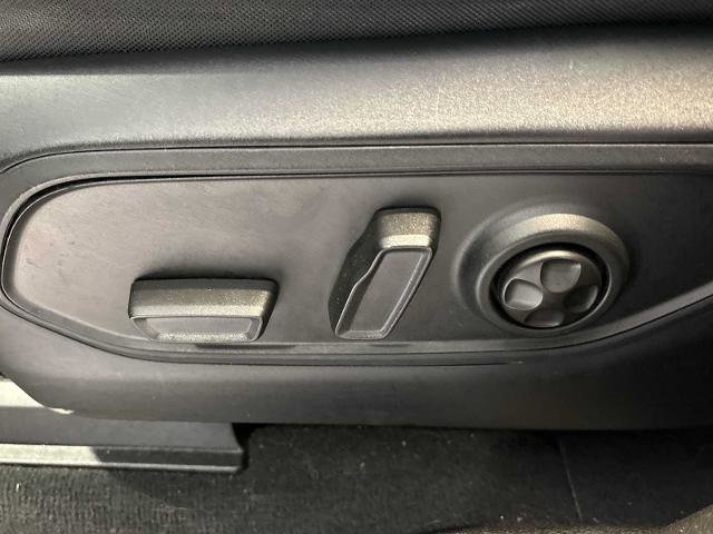 Used 2022 Jeep Grand Cherokee Limited 4xe image 34