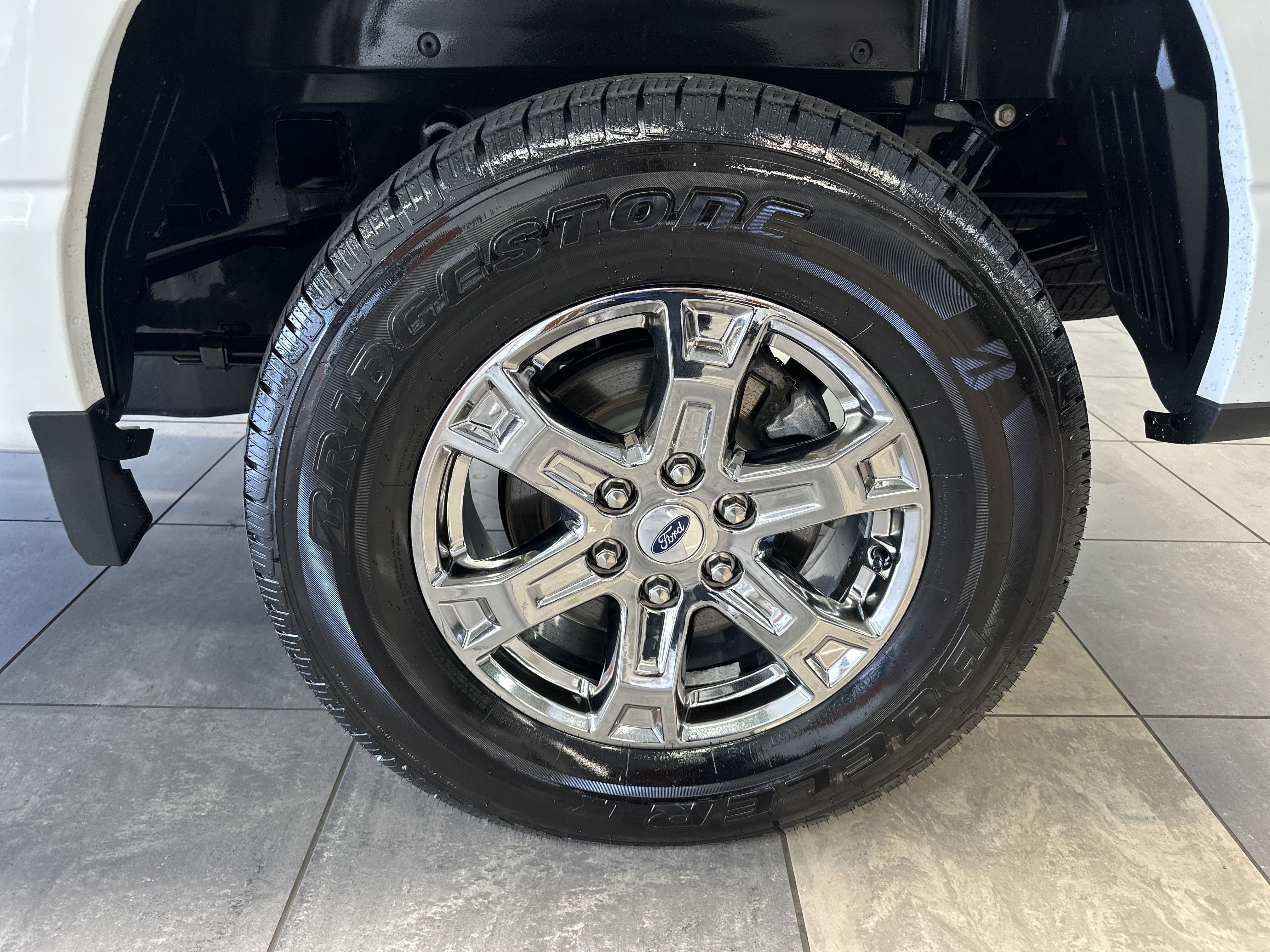 Certified 2022 Ford F150 Lariat w/ Equipment Group 502A High image 17