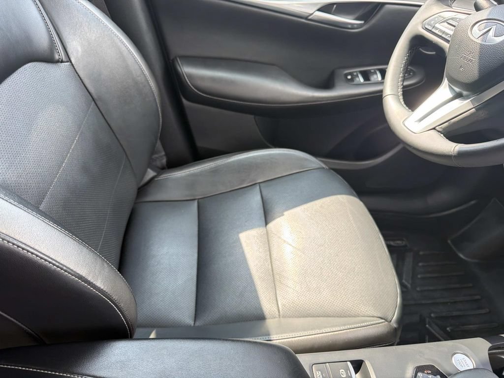 Used 2022 INFINITI QX50 Luxe FWD image 14