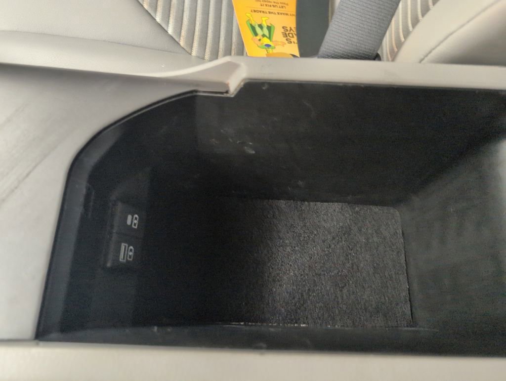 Used 2023 Toyota Camry SE image 44