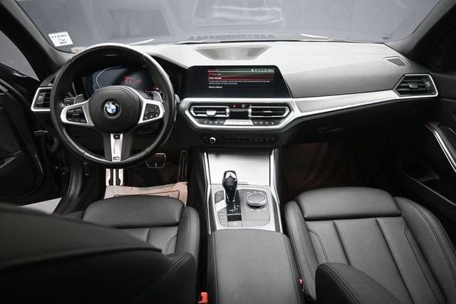 Used 2021 BMW 330i xDrive Sedan w/ M Sport Package AWD/4WD image 22