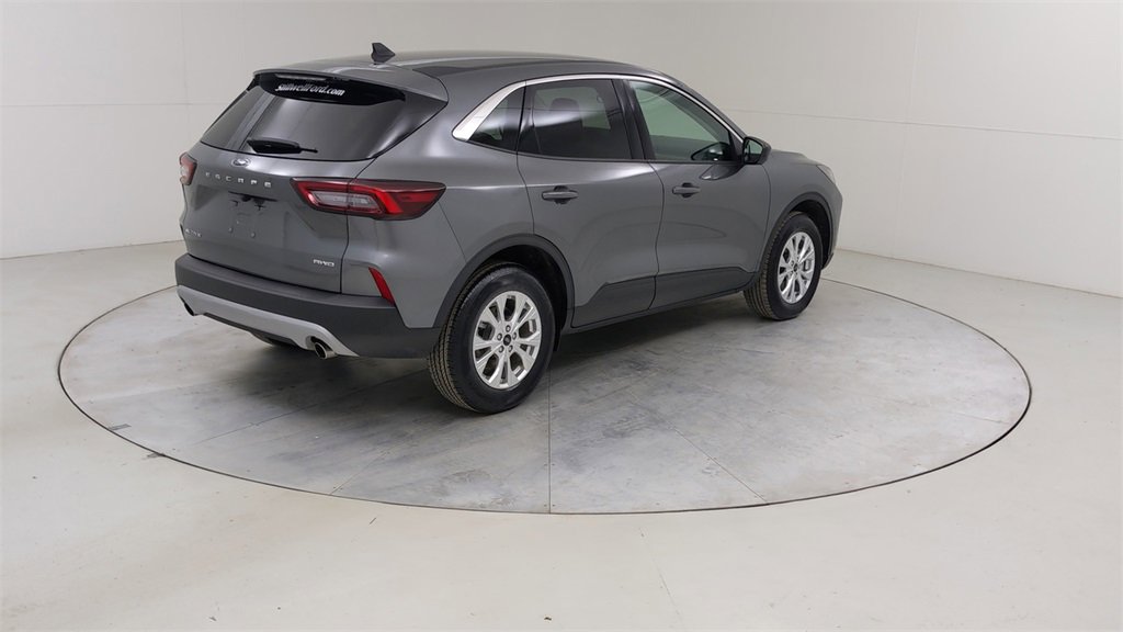 Certified 2023 Ford Escape Active image 13
