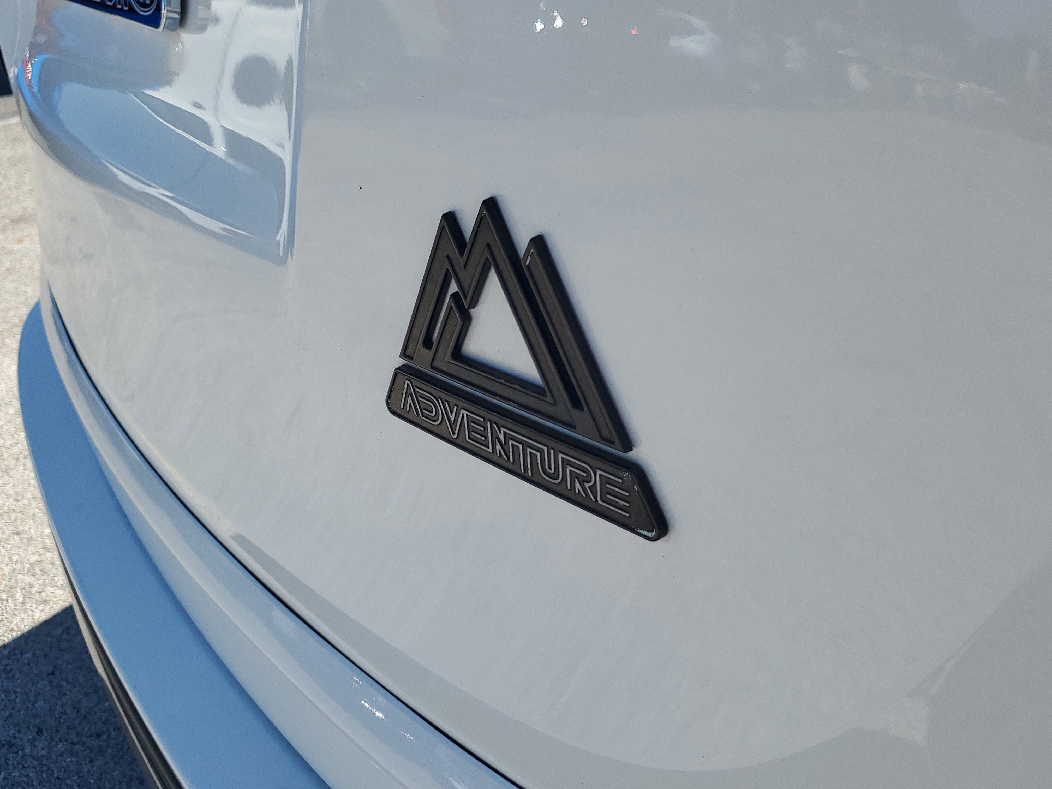 Used 2018 Toyota RAV4 Adventure image 9