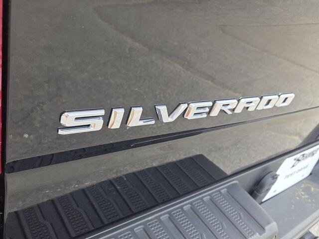 Used 2024 Chevrolet Silverado 1500 Custom Trail Boss AWD/4WD image 11