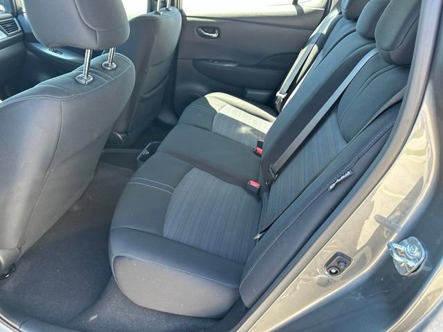 Used 2025 Nissan Leaf S FWD image 11