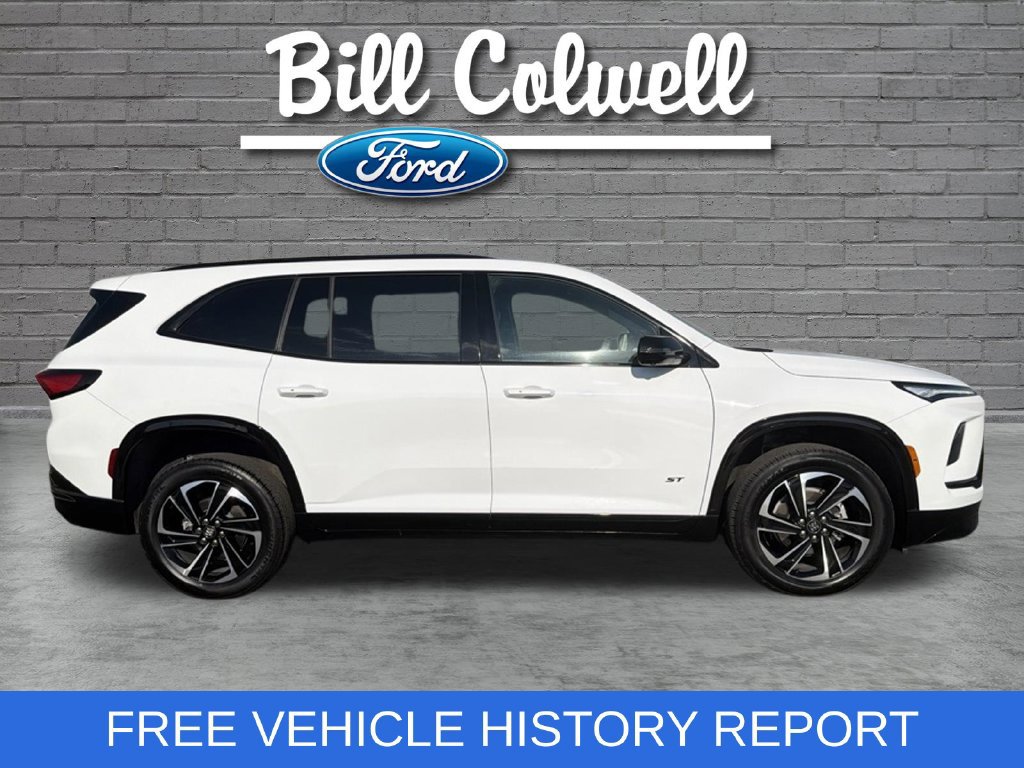Used 2026 Buick Enclave Sport Touring AWD/4WD image 3