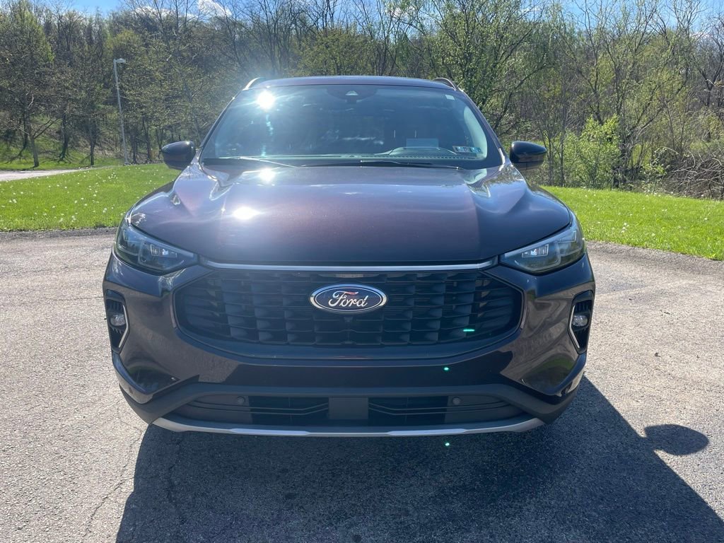 Certified 2023 Ford Escape Platinum w/ Premium Technology Package AWD/4WD image 8