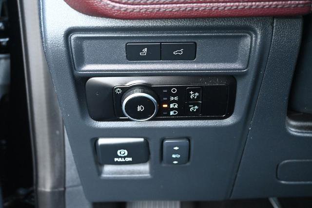 Certified 2024 Ford Expedition Max Limited AWD/4WD image 39