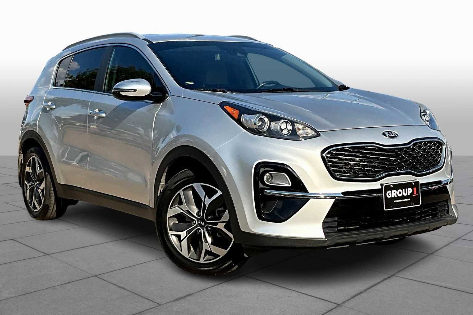Used 2020 Kia Sportage EX image 3