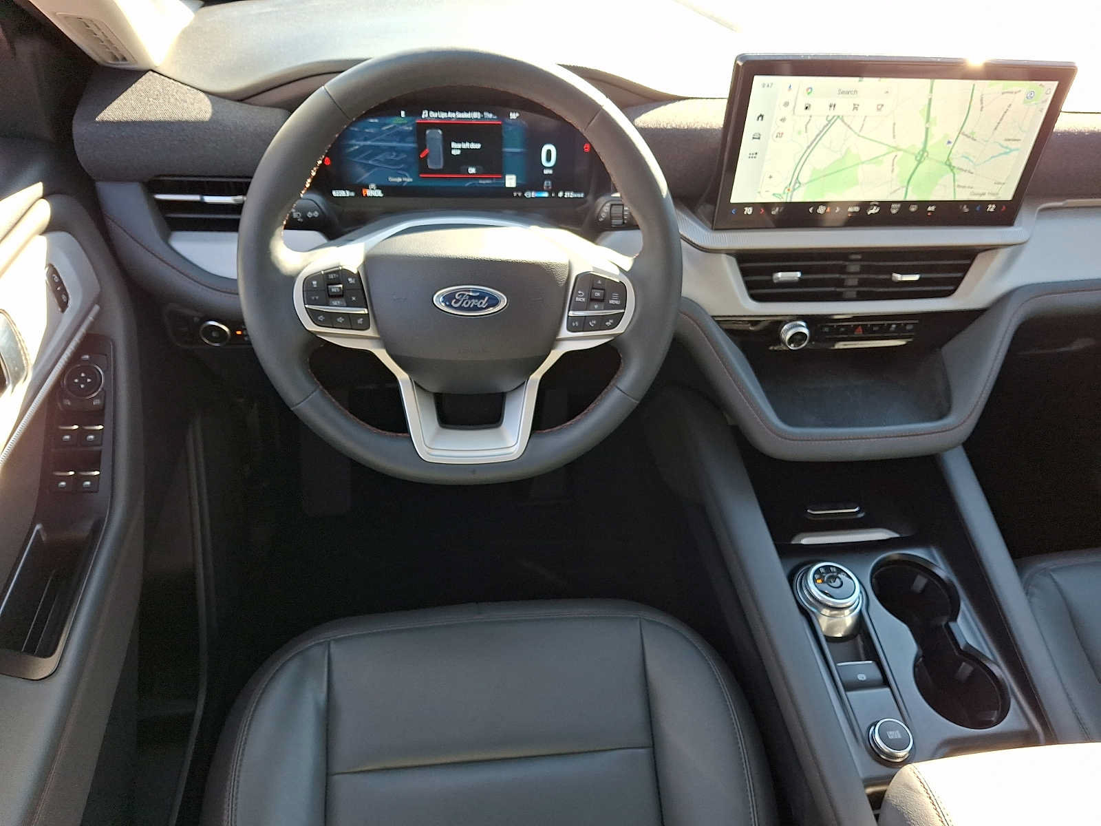 Certified 2025 Ford Explorer Active w/ Active Comfort Package AWD/4WD image 11