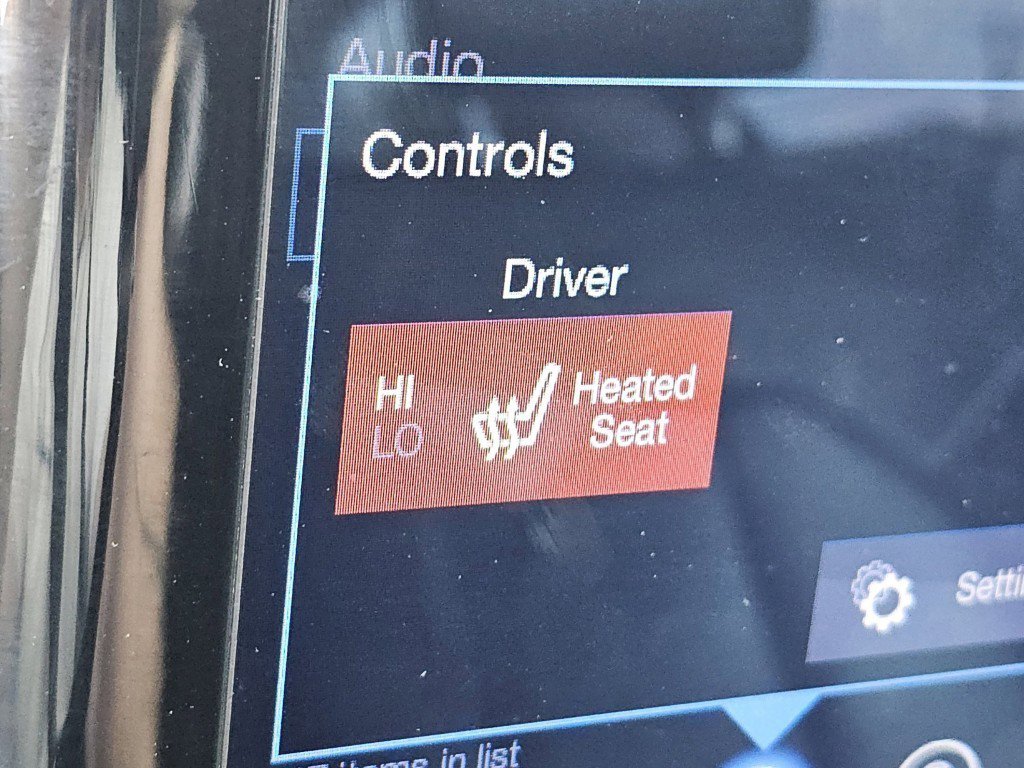 Used 2017 Chrysler Pacifica Touring-L FWD image 12