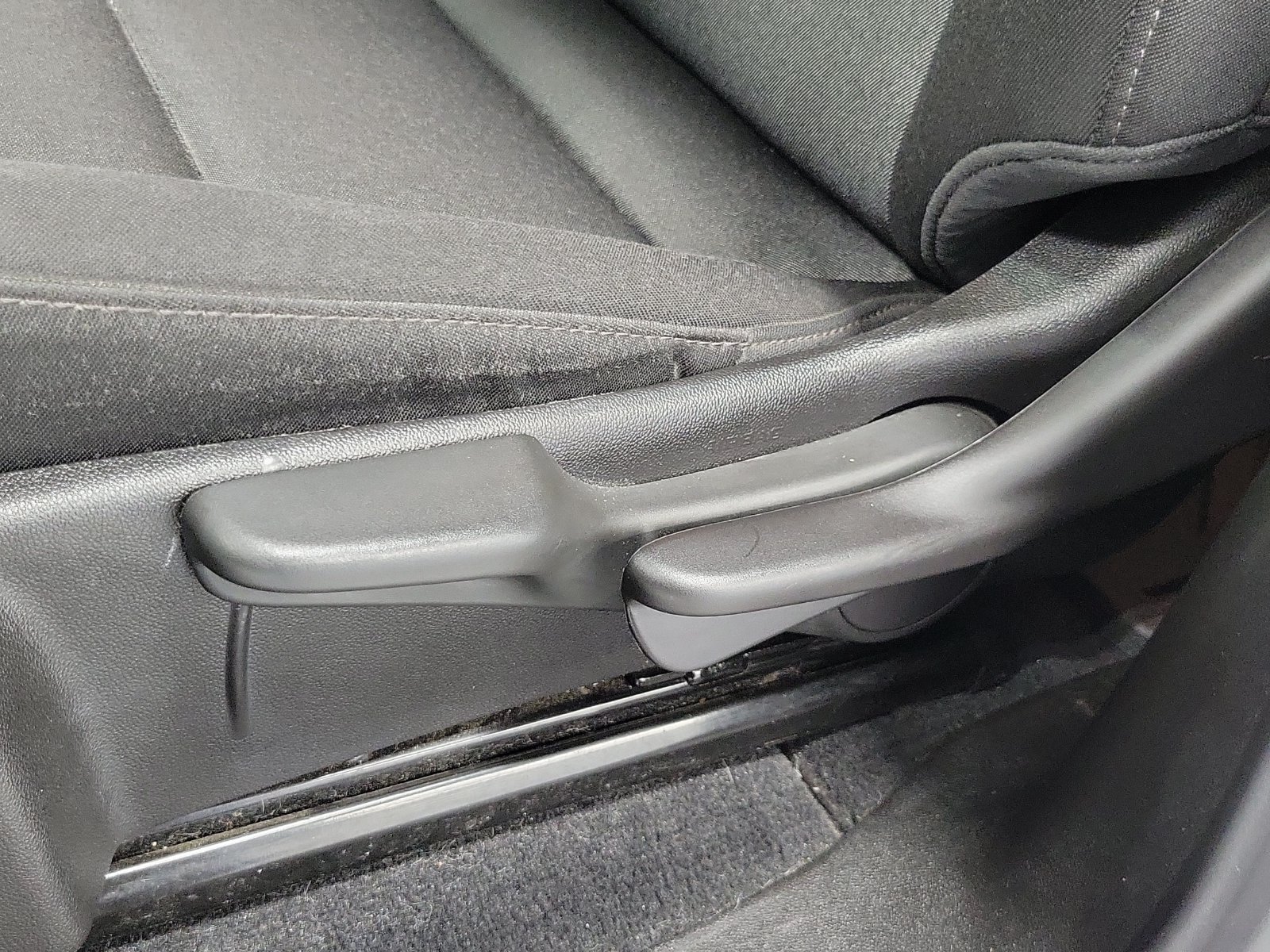Used 2025 Chevrolet Colorado Trail Boss AWD/4WD image 9