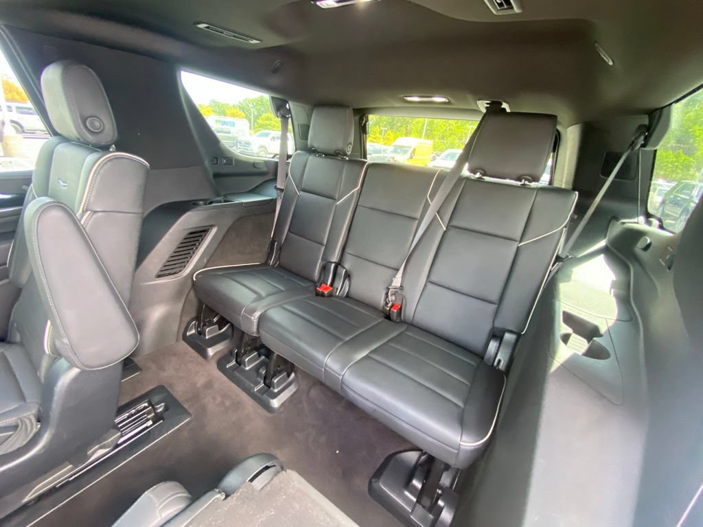 Used 2023 Cadillac Escalade Sport AWD/4WD image 29