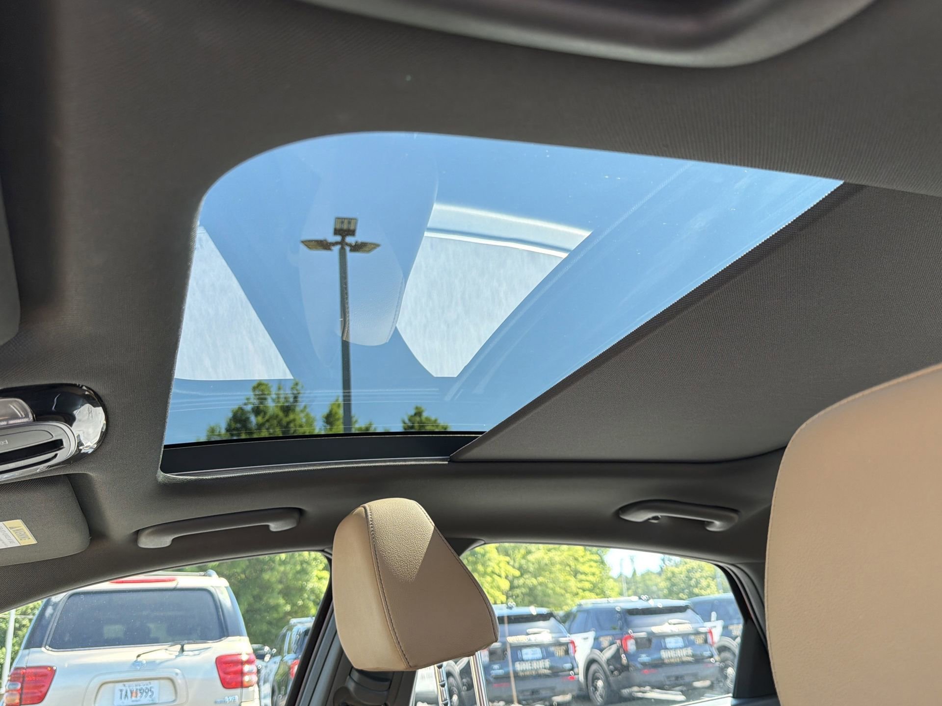 Used 2023 Hyundai Sonata Limited FWD image 4