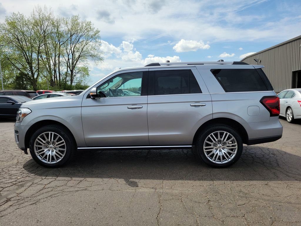 Certified 2024 Ford Expedition Limited image 2