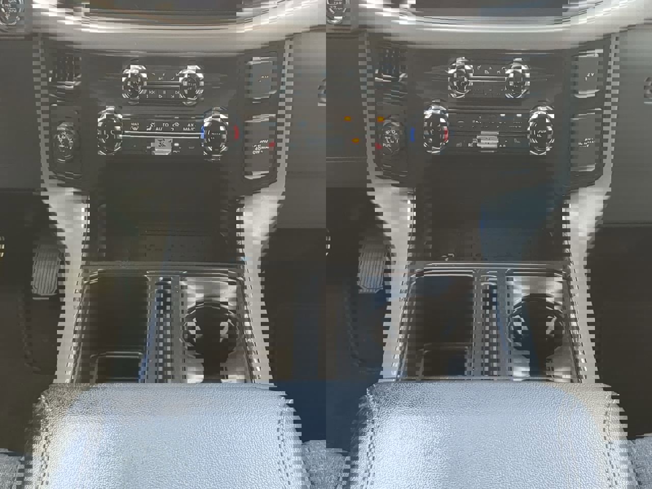 Certified 2024 Ford F150 XLT w/ Equipment Group 302A MID image 17