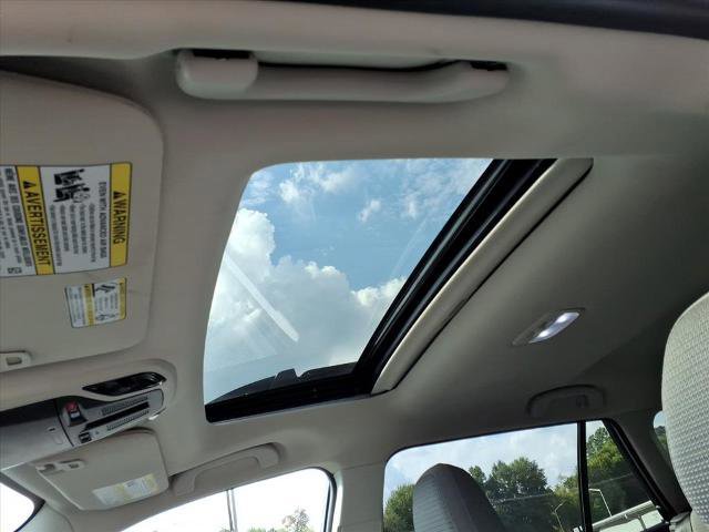 Used 2025 Subaru Outback Premium image 11