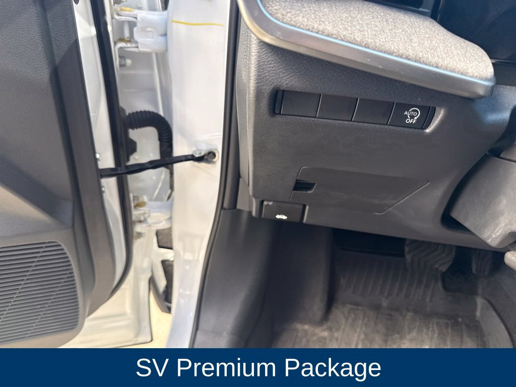 Used 2025 Nissan Kicks SV w/ SV Premium Package FWD image 17