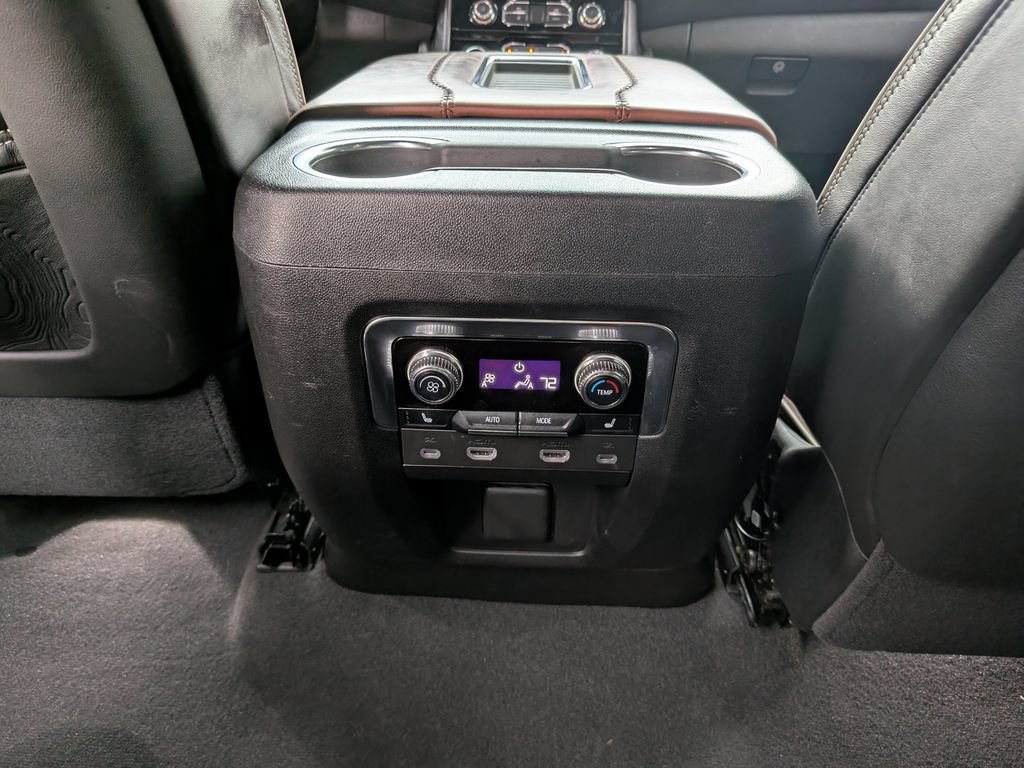 Used 2023 GMC Yukon XL Denali Ultimate AWD/4WD image 21