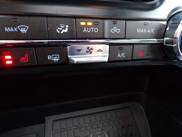 Certified 2025 Ford F150 XLT w/ Equipment Group 303A High AWD/4WD image 18
