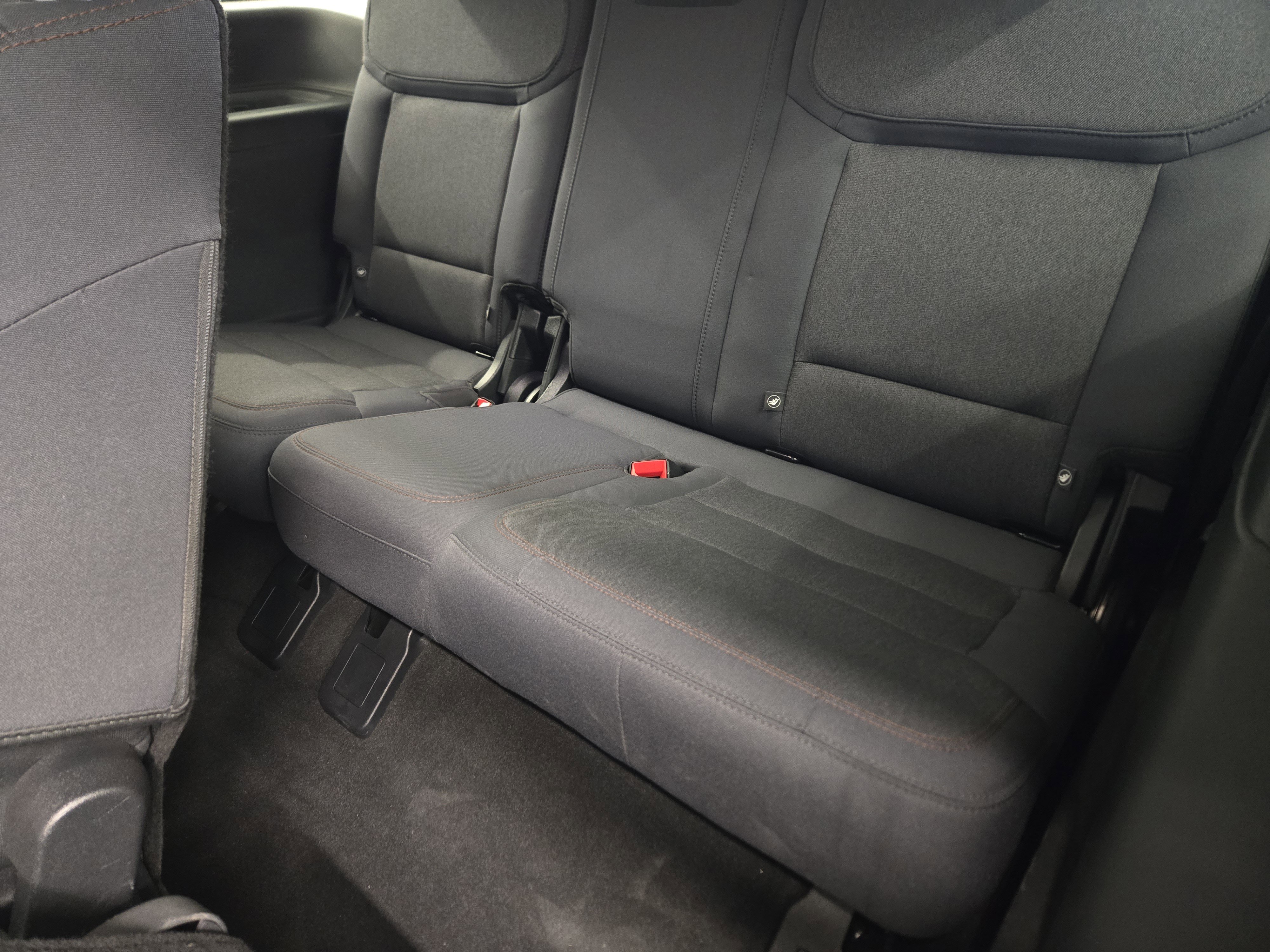 Certified 2025 Ford Expedition Active image 30