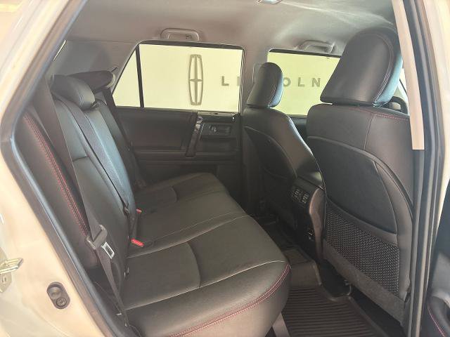 Used 2018 Toyota 4Runner TRD Off-Road Premium AWD/4WD image 9