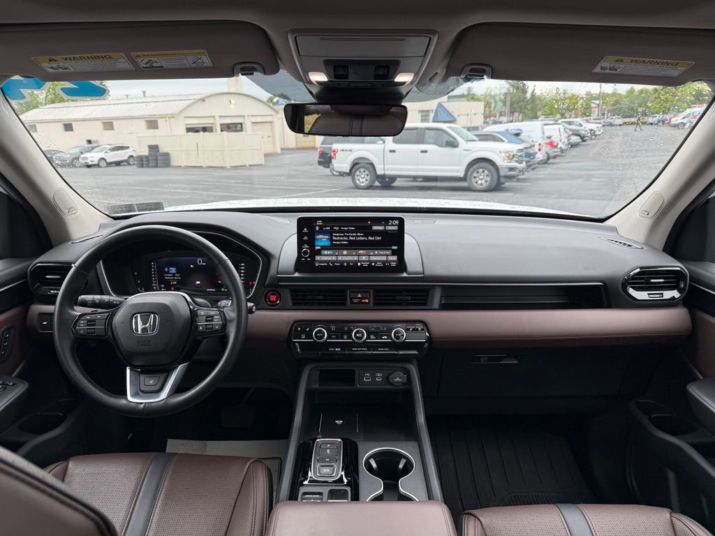 Used 2024 Honda Pilot Elite image 14
