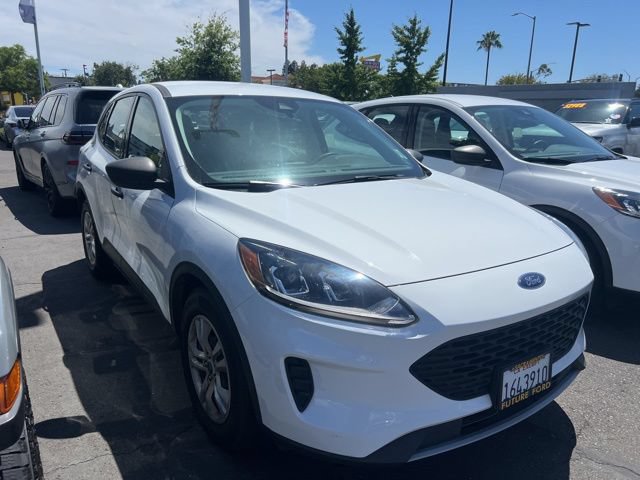 Certified 2022 Ford Escape S FWD image 4