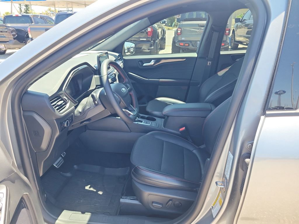 Certified 2024 Ford Escape ST-Line FWD image 21