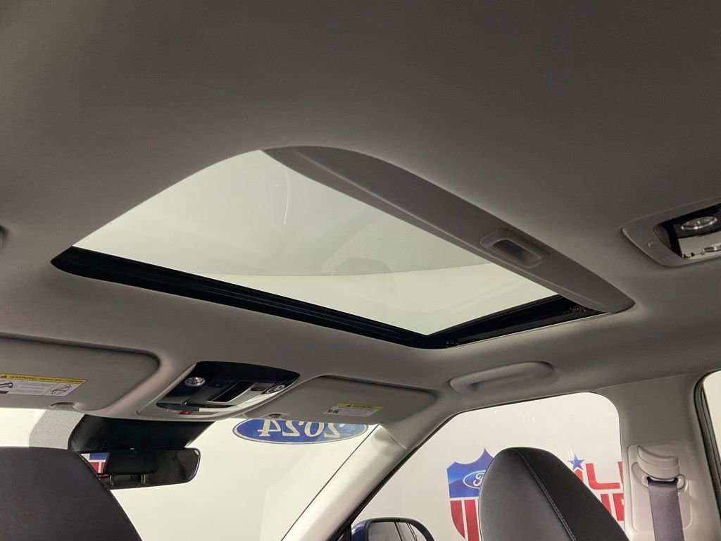 Used 2024 Kia Seltos SX w/ SX Sunroof Package image 21