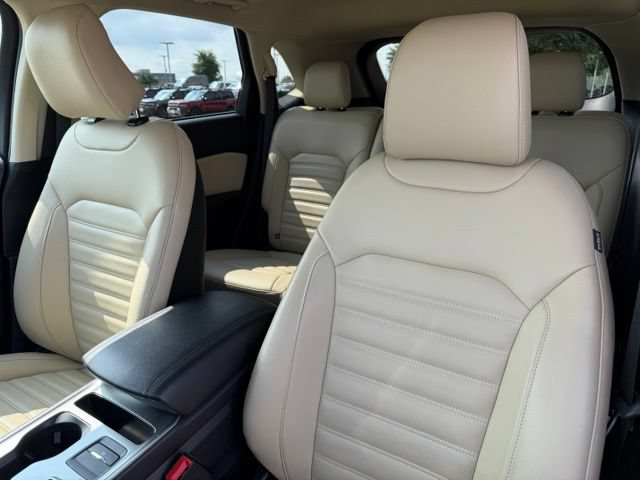 Certified 2023 Ford Edge SEL w/ Convenience Package AWD/4WD image 10