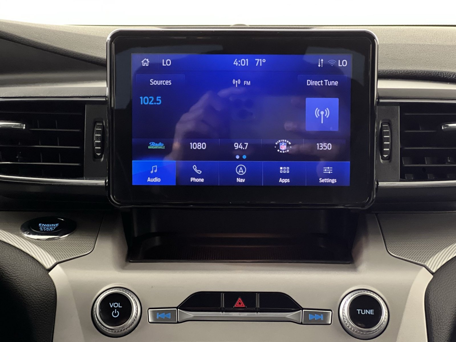 Certified 2023 Ford Explorer XLT w/ Equipment Group 202A AWD/4WD image 18